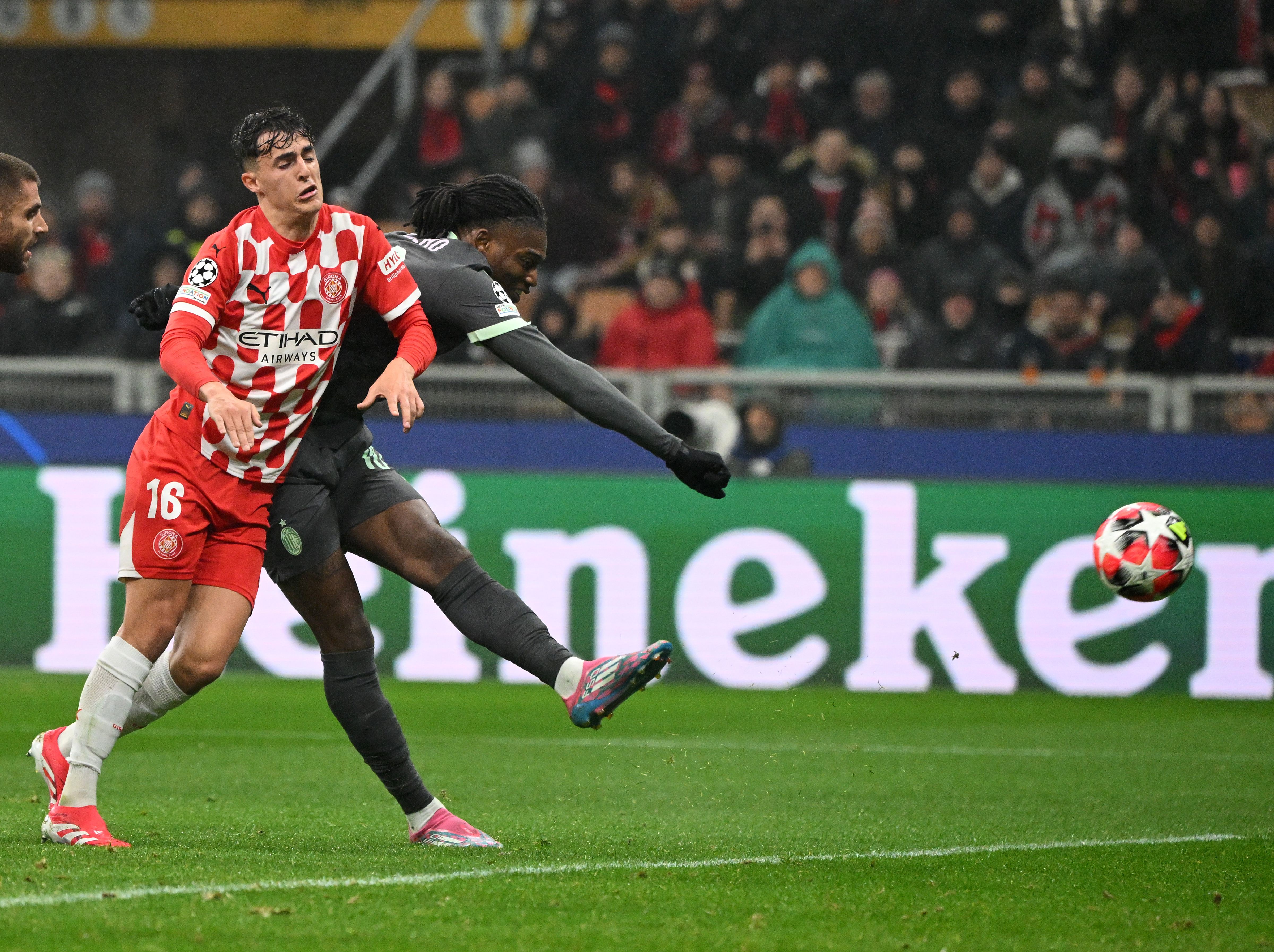 华体会登录-马竞力克AC米兰，范戴克补时绝平欧冠的简单介绍  第2张