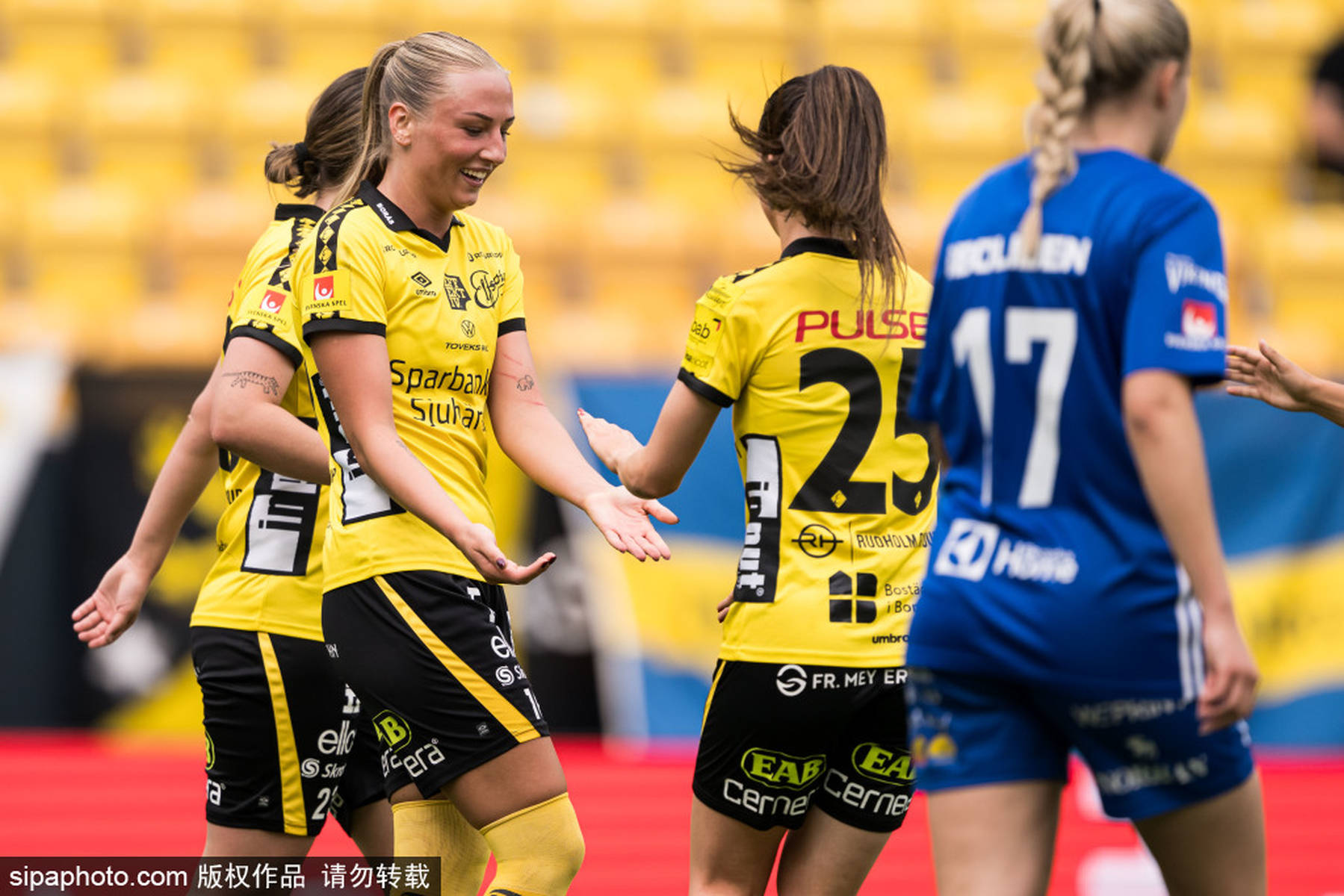 华体会网址-卢森堡女足队备战世界杯，全面准备  第1张