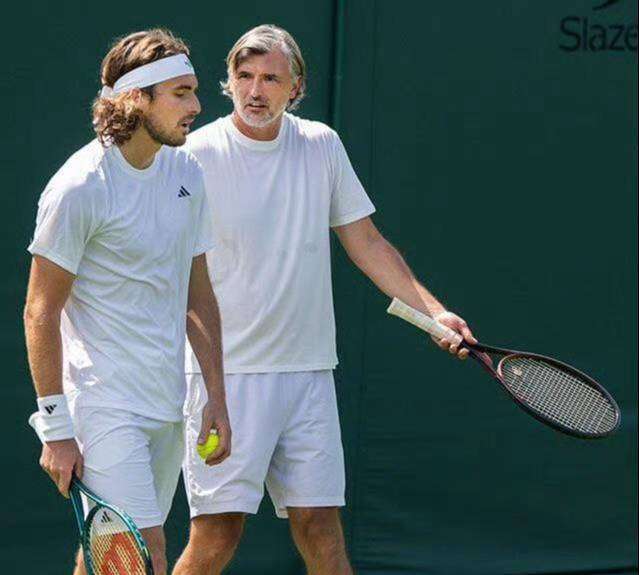 华体会-日本网球队碾压澳大利亚网球队，西西帕斯关键制胜  第1张