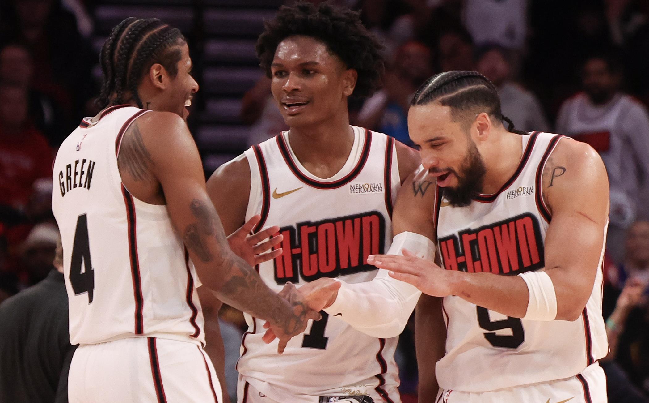 华体会下载-灰熊客场惨败湖人，遭遇三连败  第1张