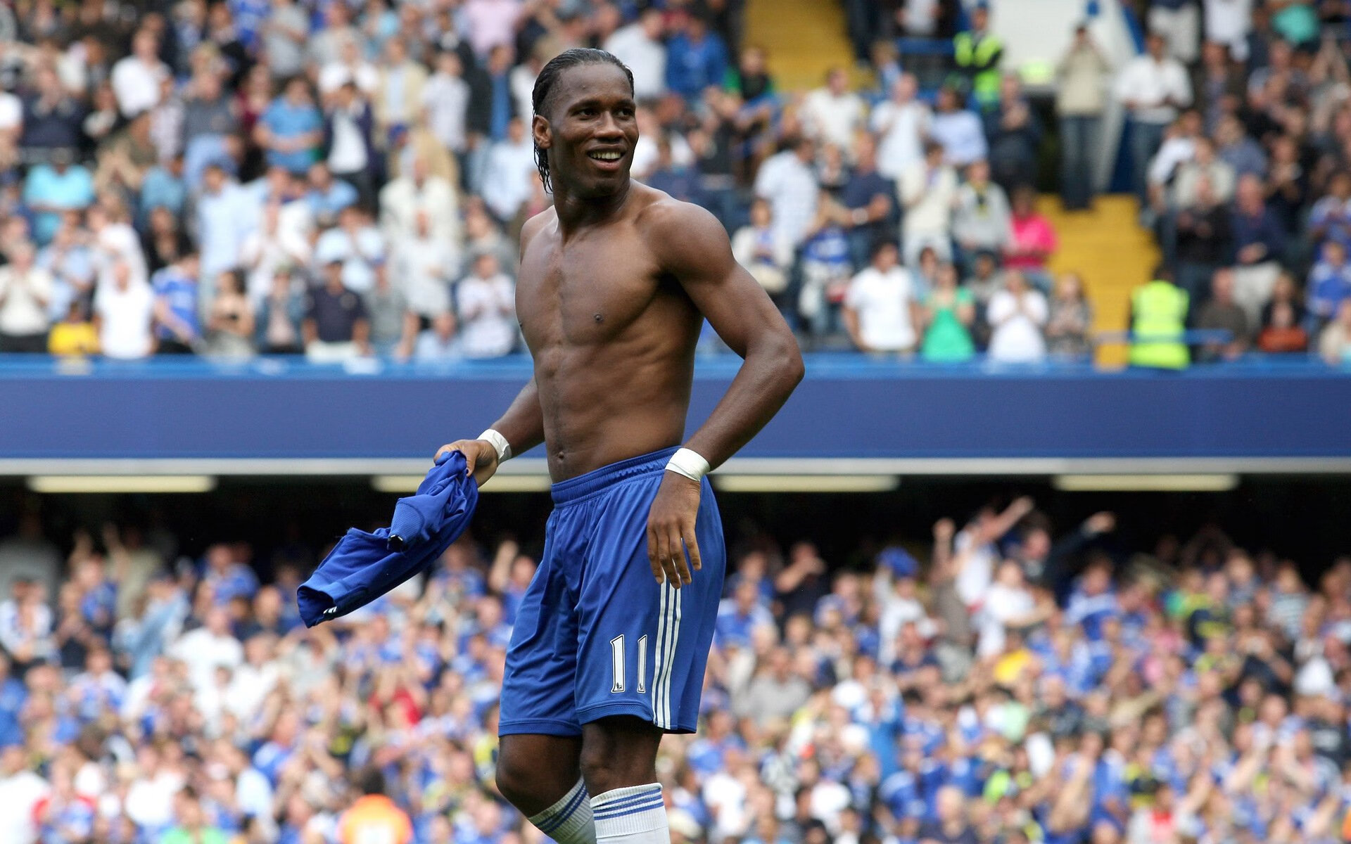 华体会体育-绿茵与硬木的对话，哈利伯顿在欧冠半决赛之夜的跨界正名  第2张